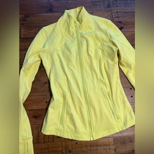Yellow lululemon define jacket